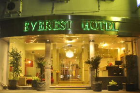 Отель Hotel Everest  Кордова